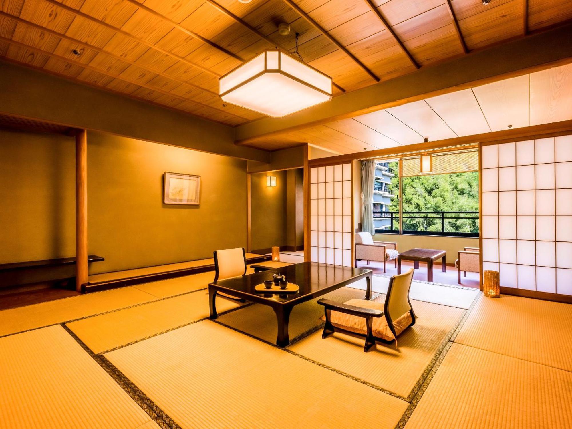 Ooedo Onsen Monogatari Premium Saiki Bekkan Misasa