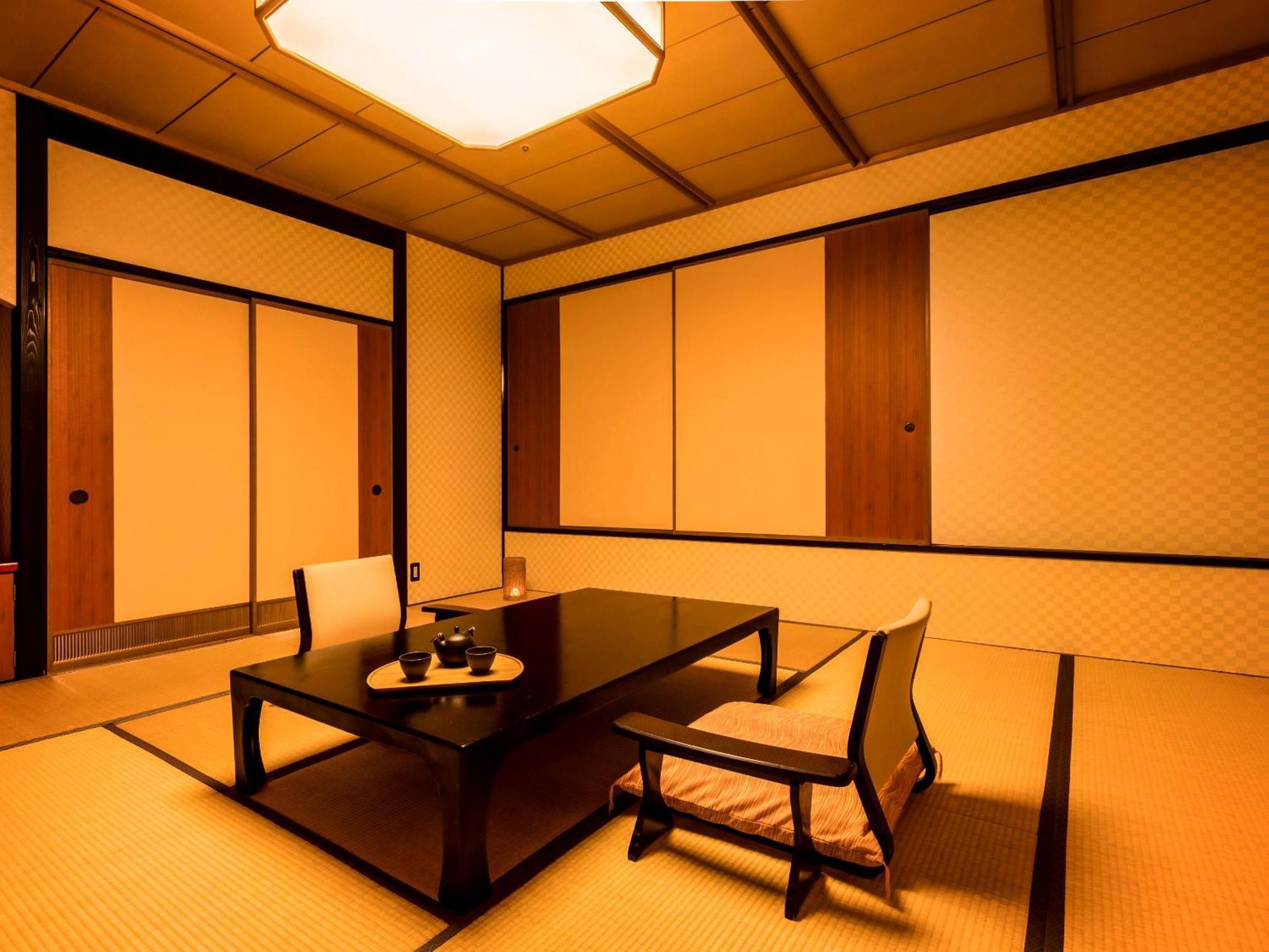 Ooedo Onsen Monogatari Premium Saiki Bekkan Ryokan 4*